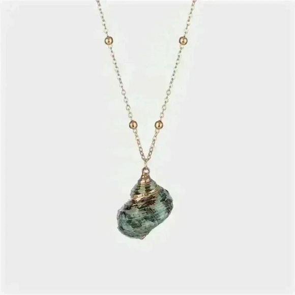Bohemian Seashell Necklace - Picture 1 of 1